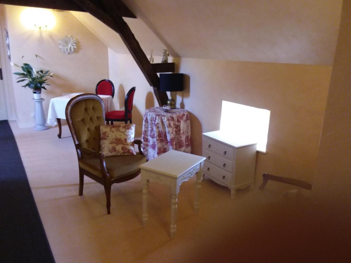 Le Moulin De Meral Montsûrs エクステリア 写真
